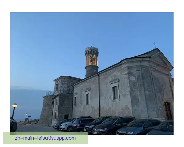 圣克莱蒙特以1比0小胜玛尔查玛洛，成功迎来关键三分